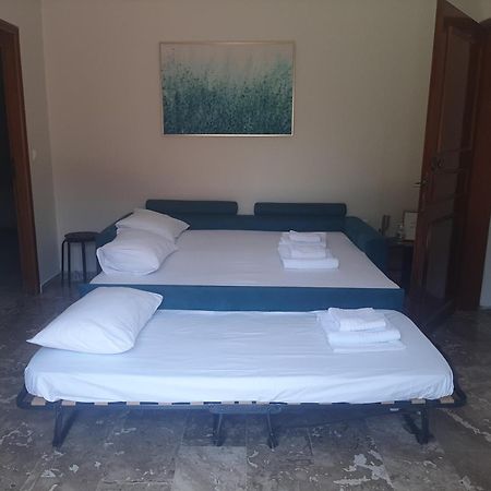 Chania Nice Apartment Chrissi Akti Chania Quarto foto