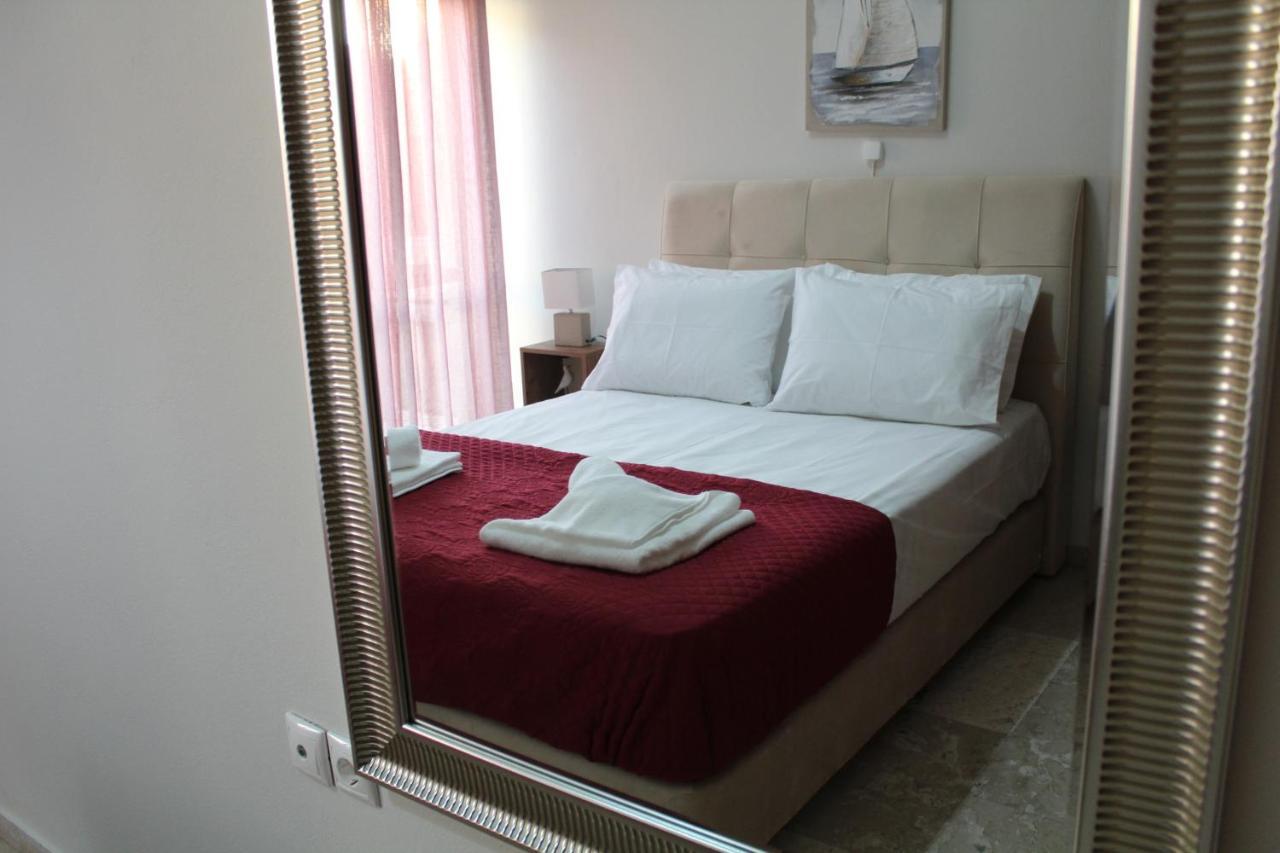Chania Nice Apartment Chrissi Akti Chania Exterior foto